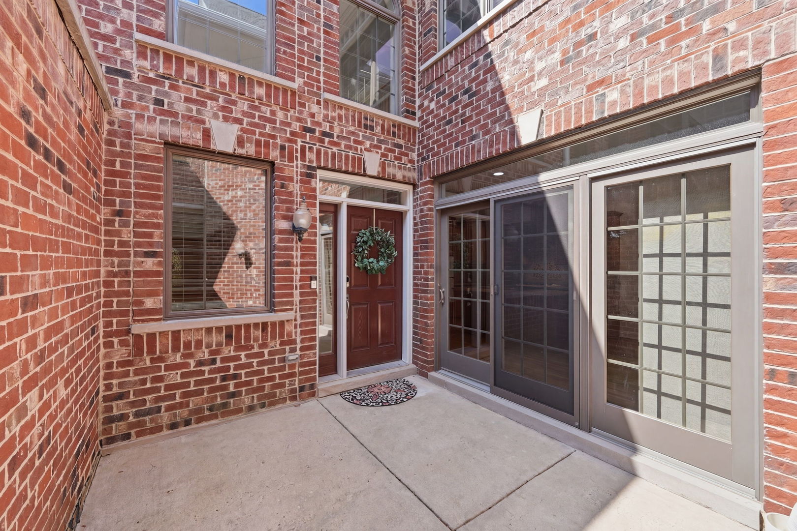 299 Arbor Glen Boulevard Property Photo 3