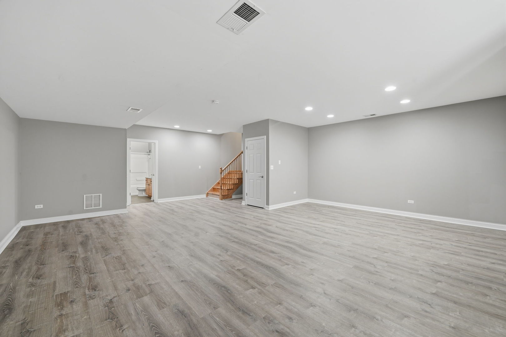299 Arbor Glen Boulevard Property Photo 6