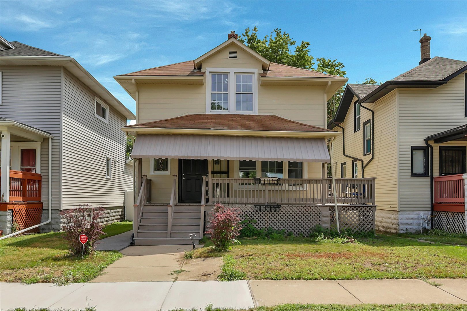 7527 S Chappel Avenue Property Photo 1