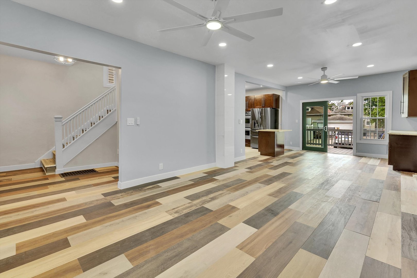 7527 S Chappel Avenue Property Photo 9