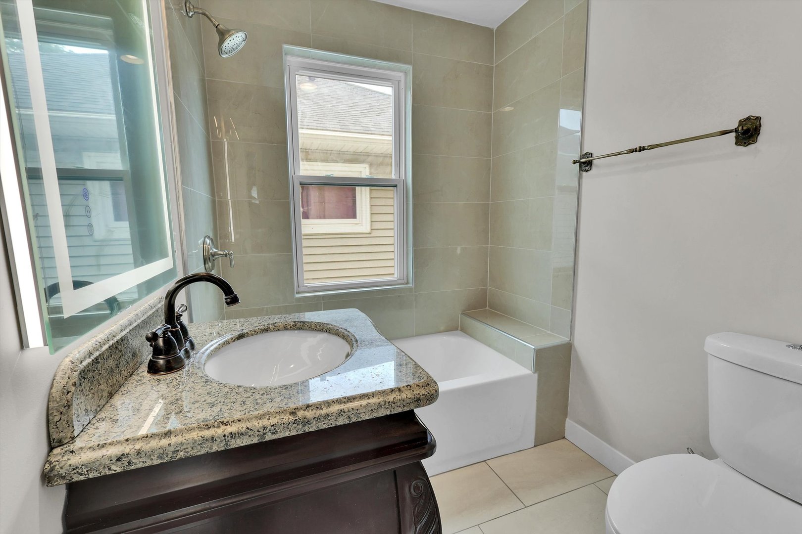 7527 S Chappel Avenue Property Photo 11
