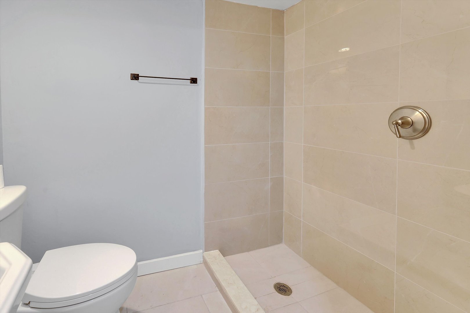 7527 S Chappel Avenue Property Photo 16