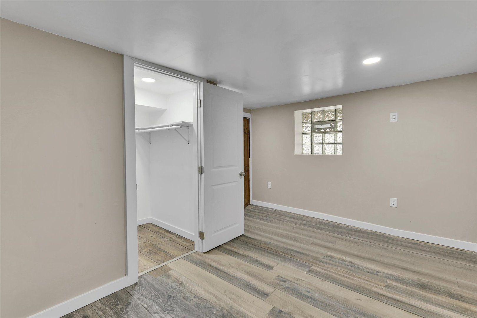 7527 S Chappel Avenue Property Photo 43
