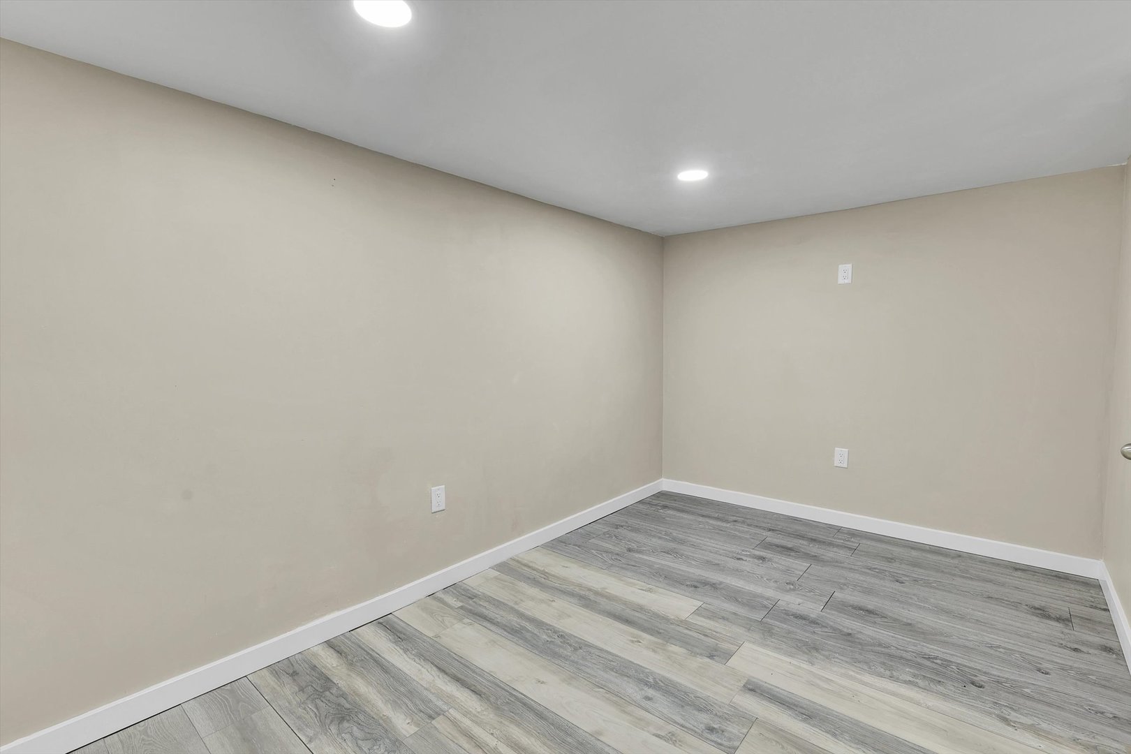 7527 S Chappel Avenue Property Photo 45