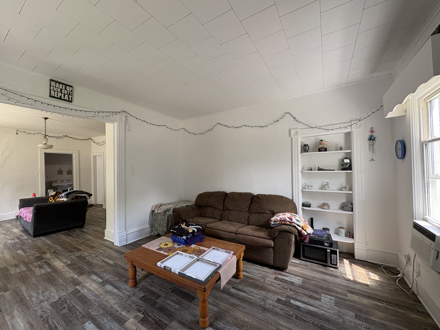 110 W Washington Street Property Photo 2
