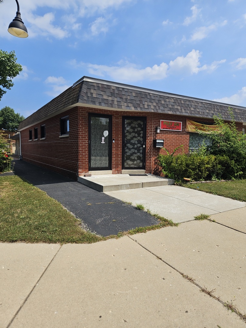 2621 Elisha Avenue Property Photo 1