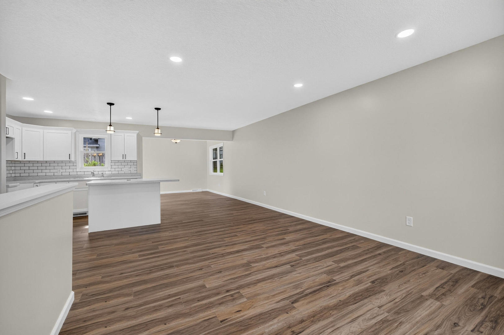 5010 N Harrison Street Property Photo 5