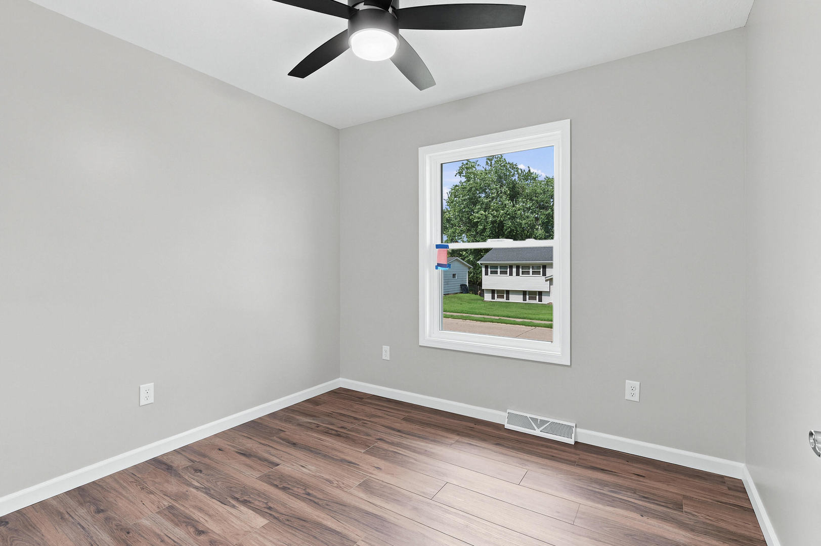 5010 N Harrison Street Property Photo 20
