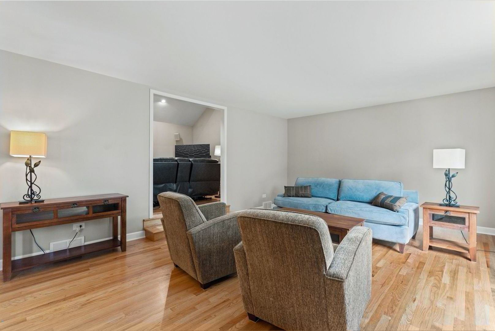 1023 Creekside Circle Property Photo 3
