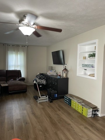 211 N Webster Street Property Photo 18