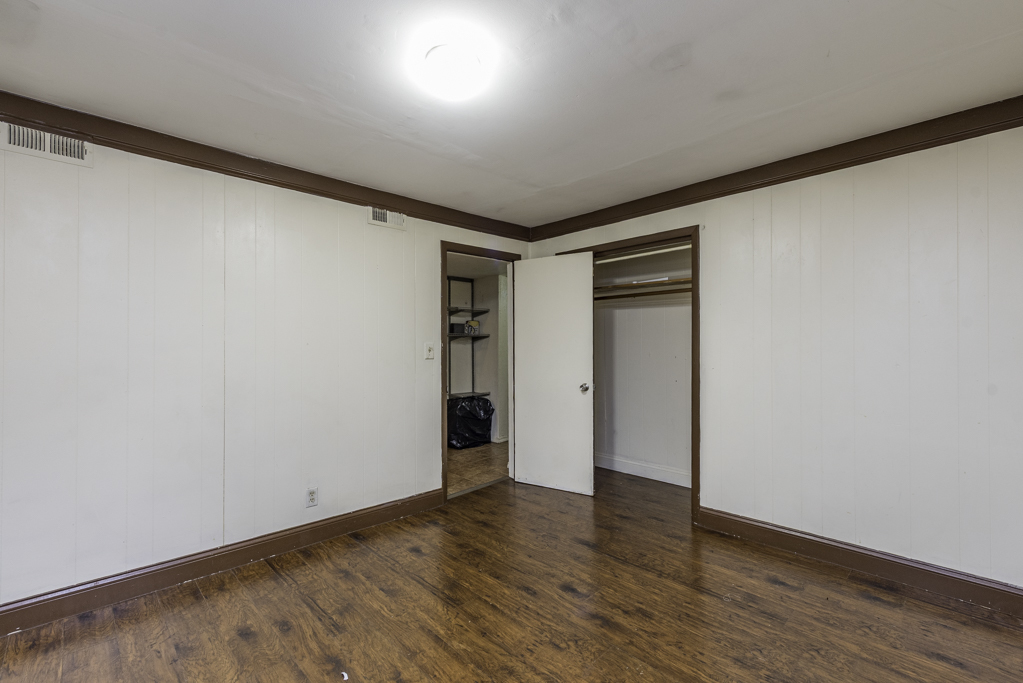 2407 20th Street Property Photo 12