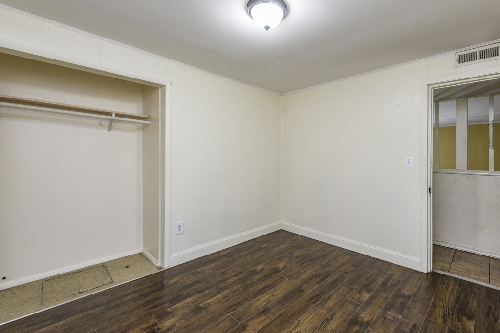2407 20th Street Property Photo 15