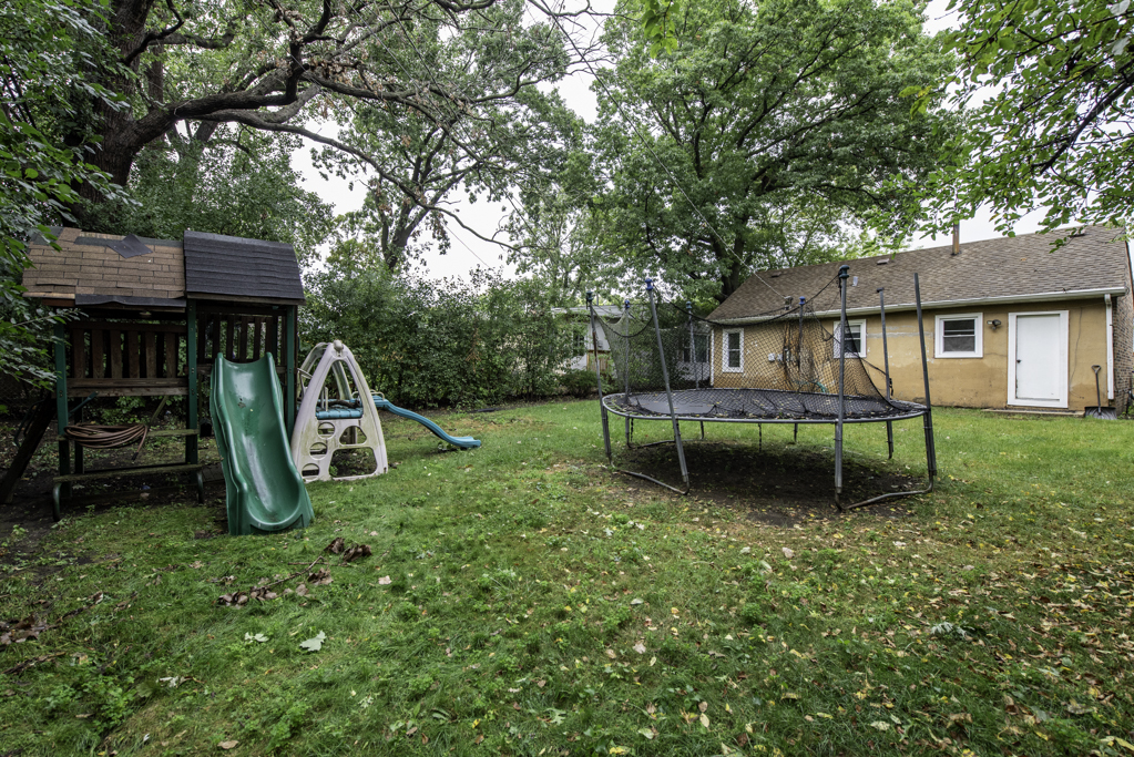 2407 20th Street Property Photo 23