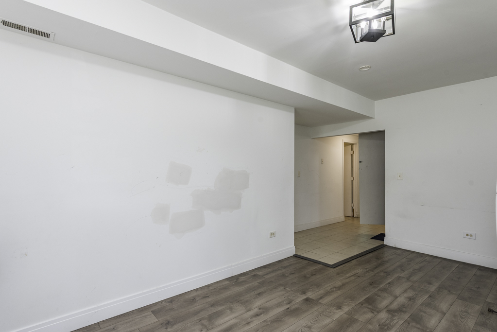 929 Adams Street Property Photo 19