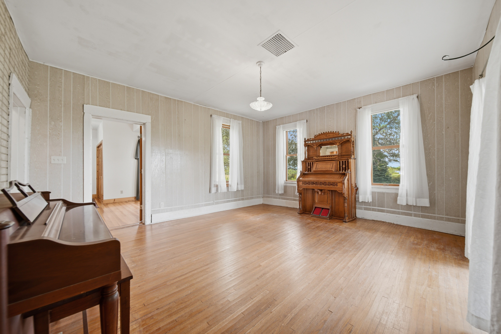 24654 Hazel Road Property Photo 22