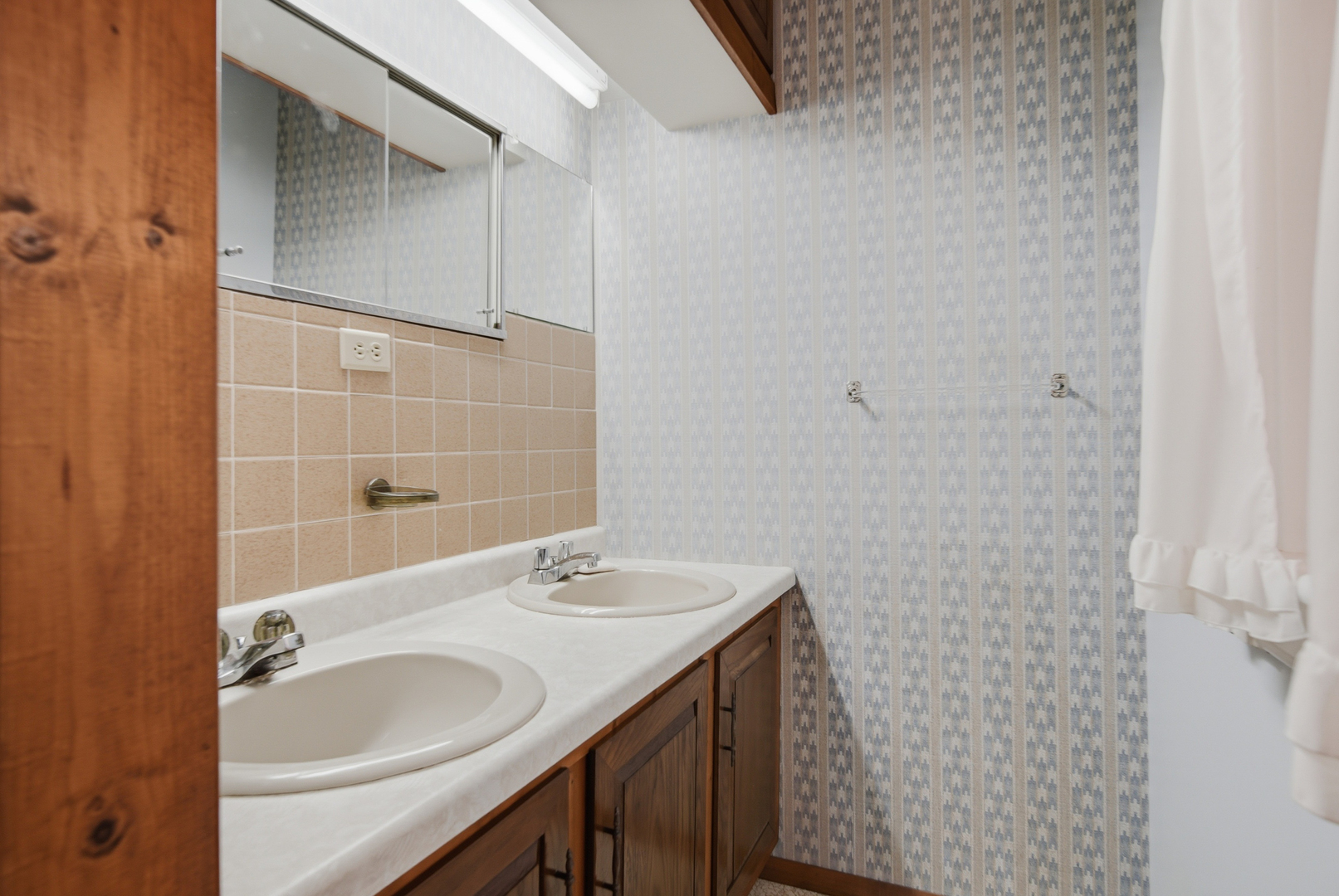 24654 Hazel Road Property Photo 27