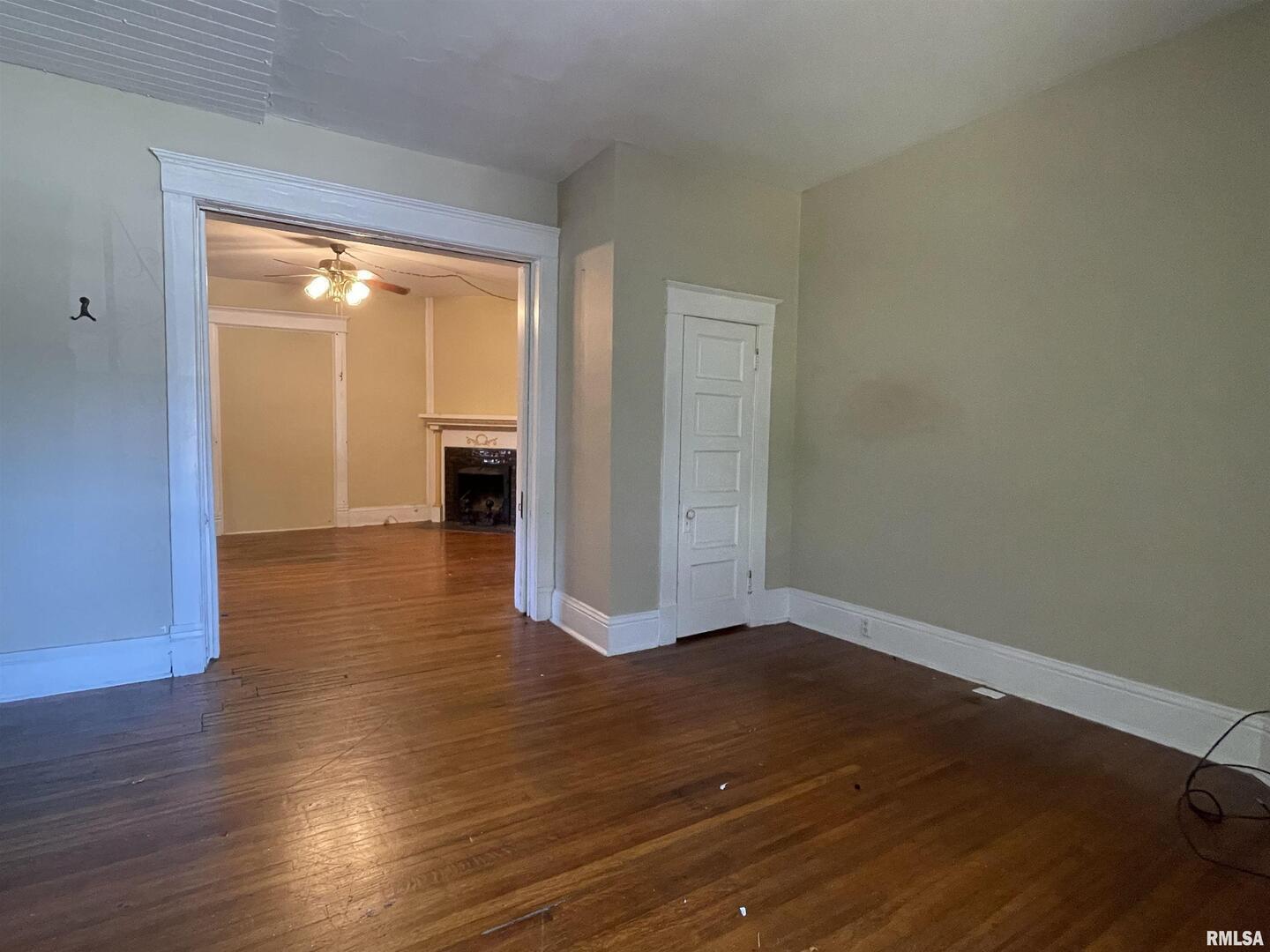209 N Springer Street Property Photo 5