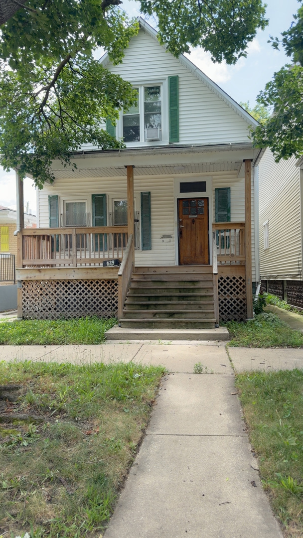 629 E 88th Place Property Photo 1