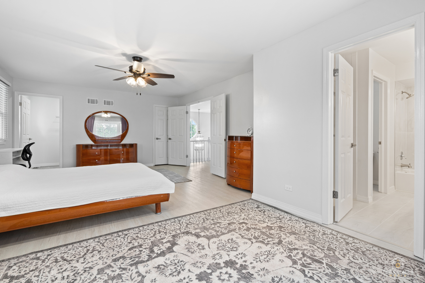 887 N Dovington Court Property Photo 18