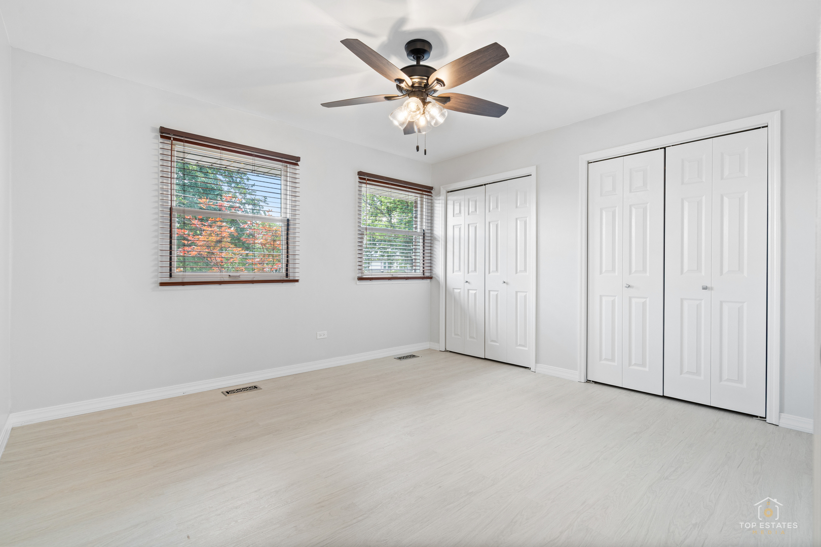 887 N Dovington Court Property Photo 24