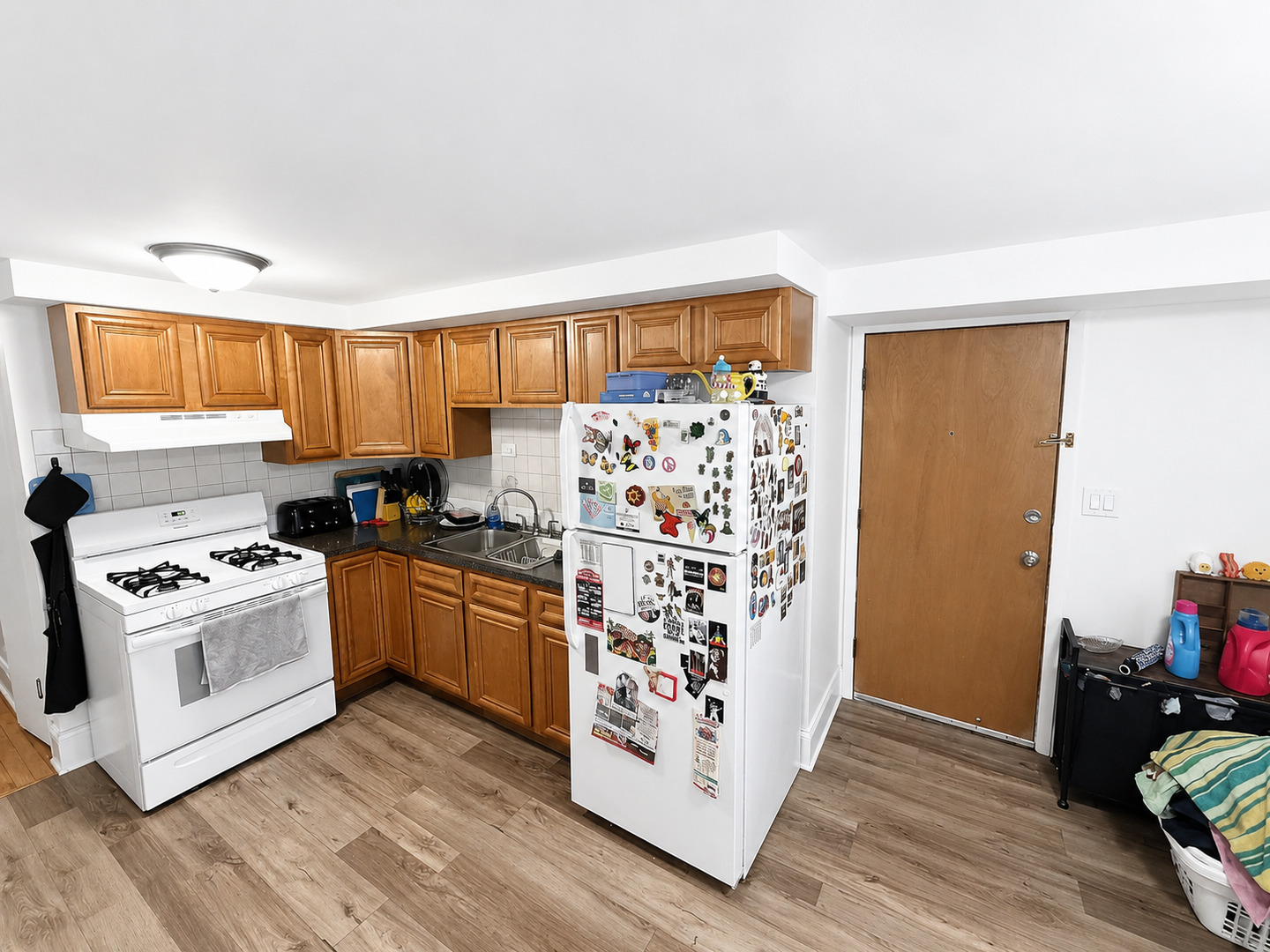 4728 N Olcott Avenue Property Photo 11