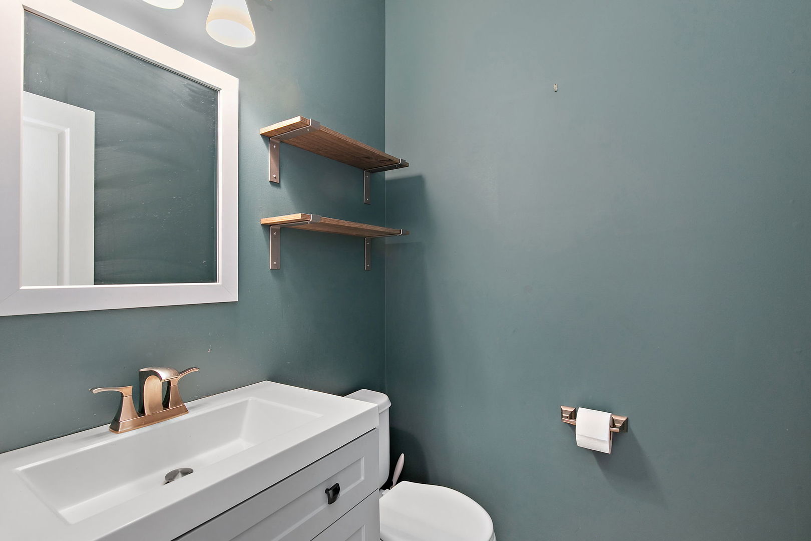 12714504 Property Photo 14