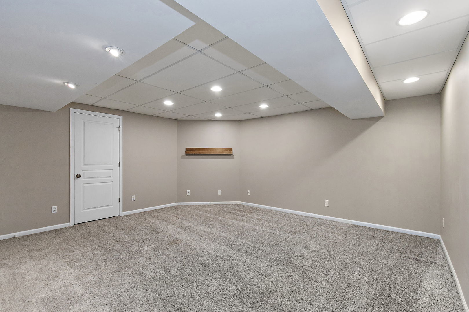 12714504 Property Photo 25
