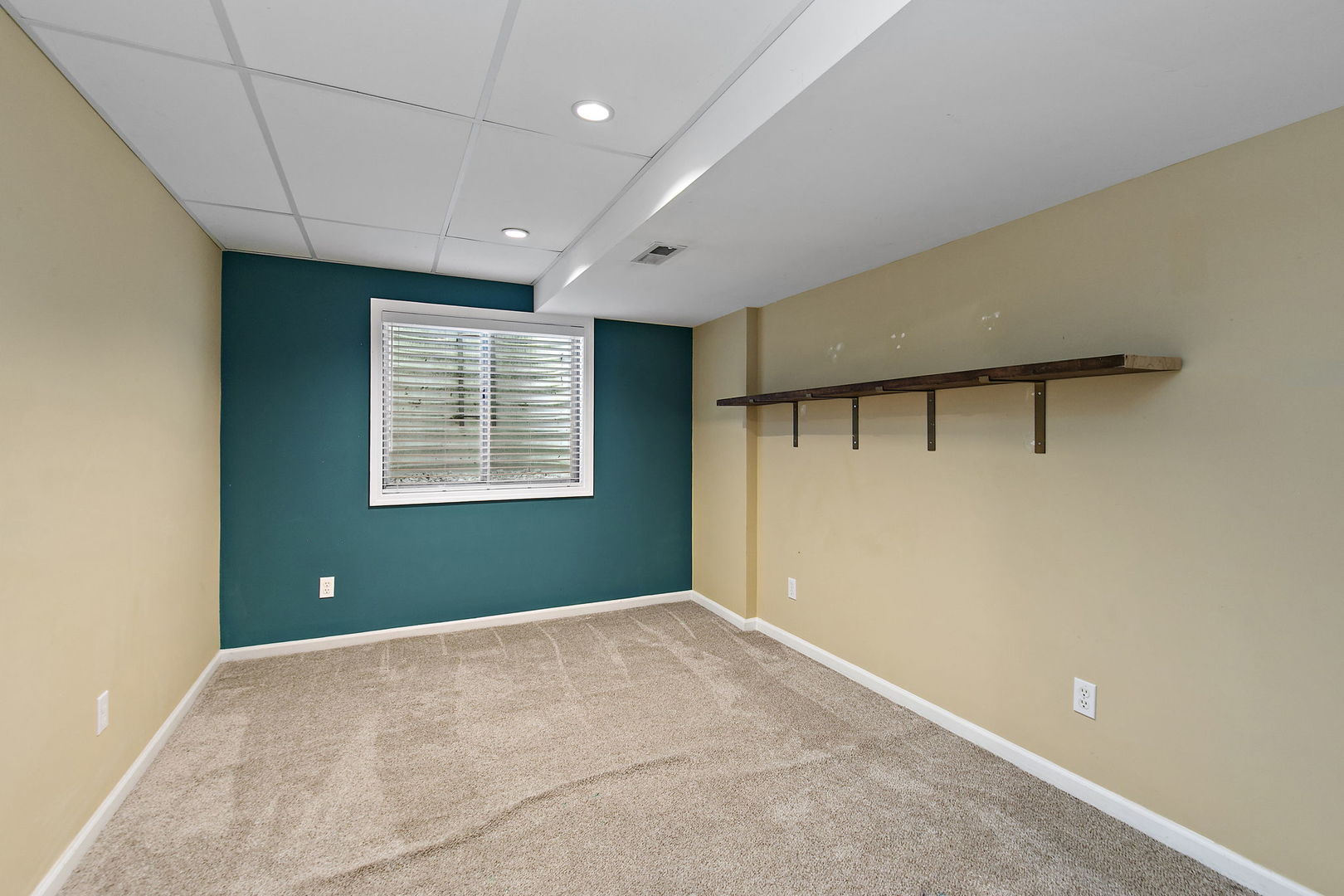 12714504 Property Photo 27