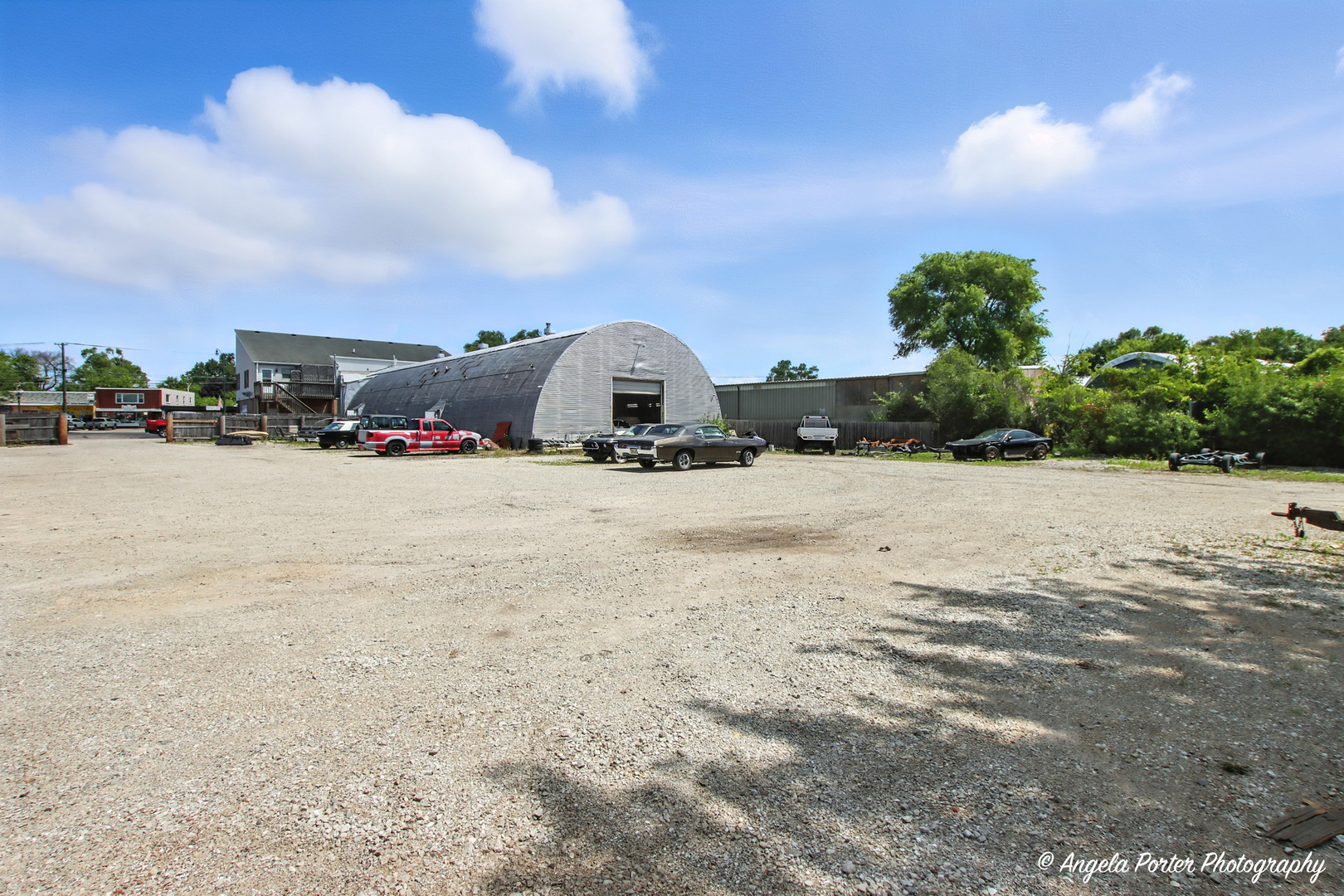 225 E Main Street Property Photo 4