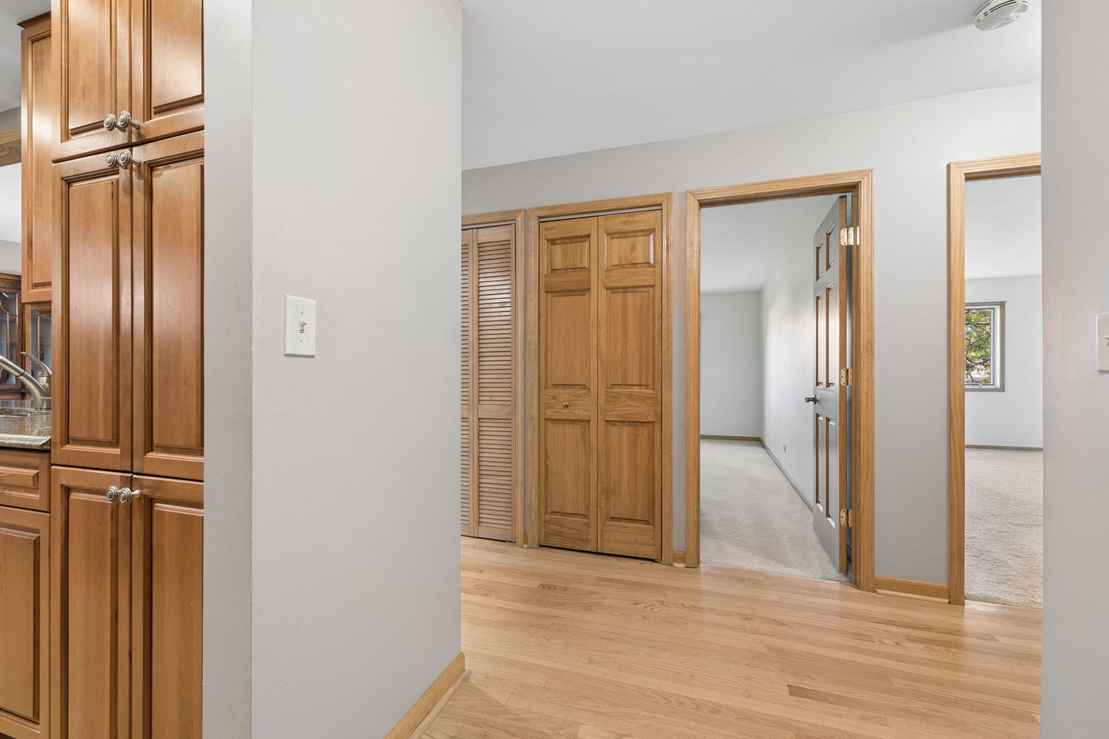 907 Curtiss Street 304 Property Photo 3