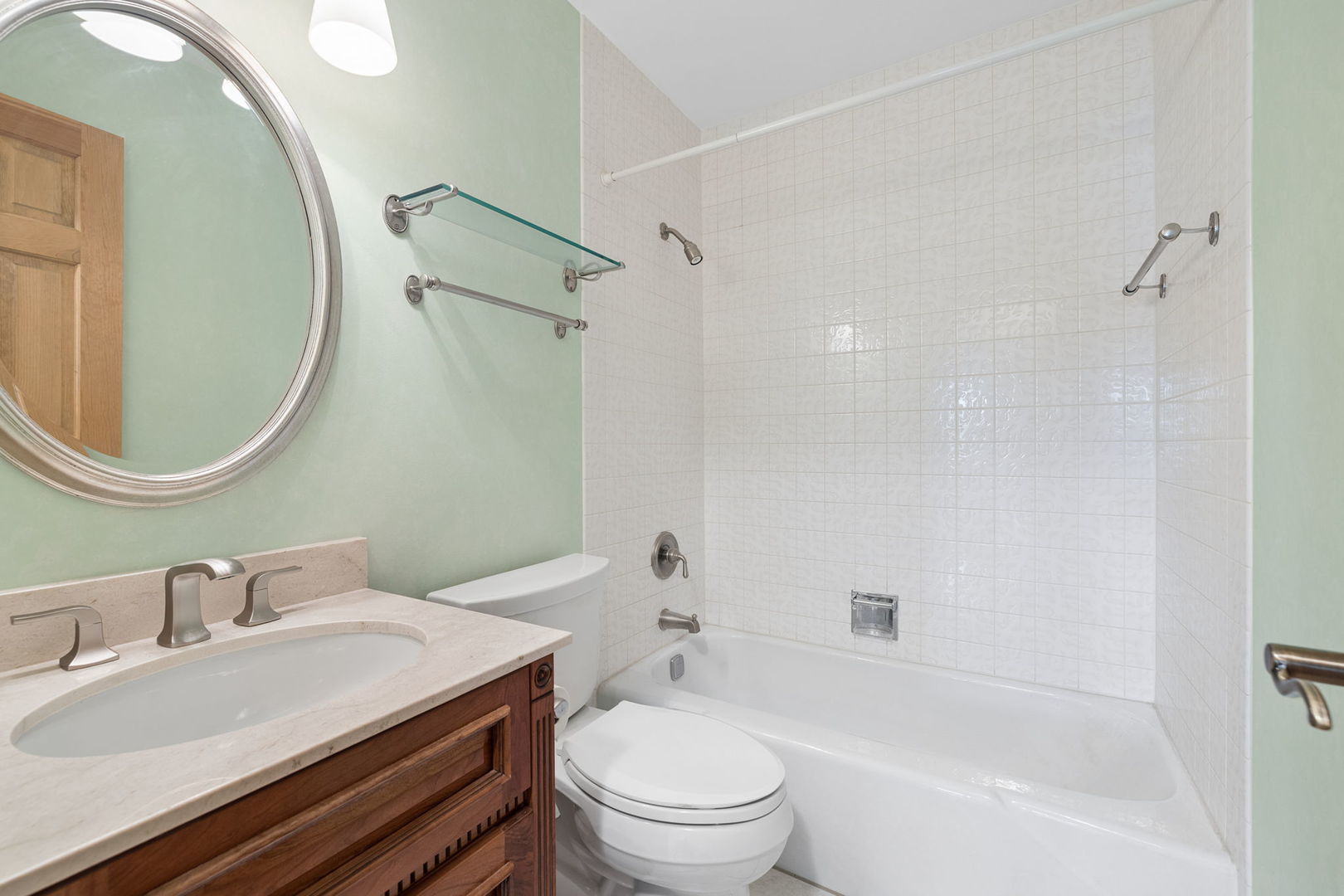907 Curtiss Street 304 Property Photo 12