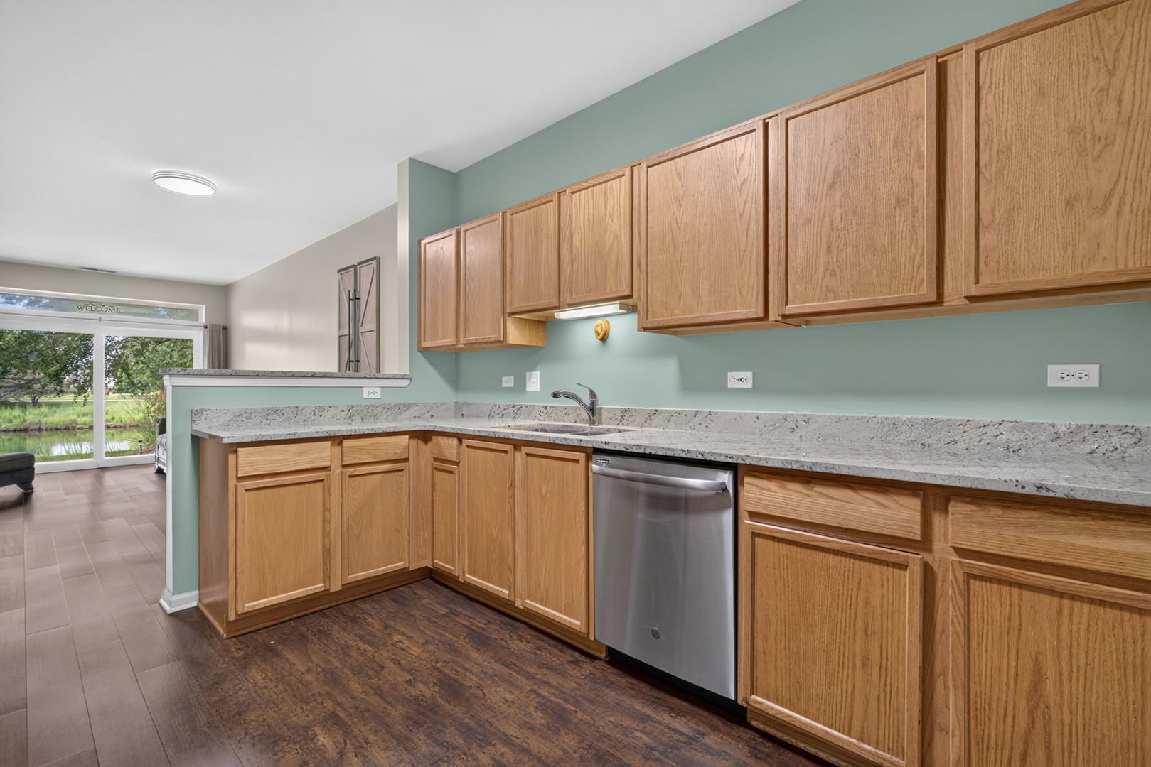 24011 Pear Tree Circle Property Photo 9
