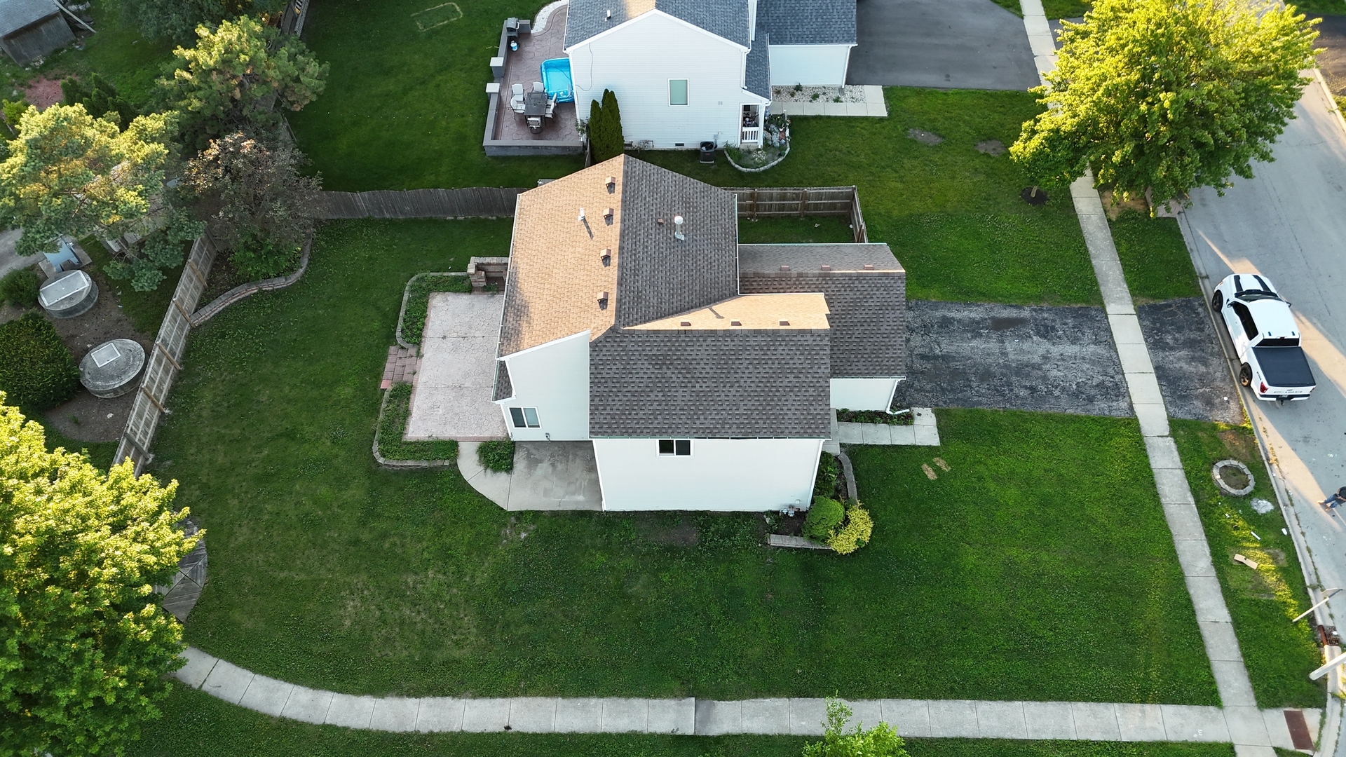 1011 Greenleaf Drive Property Photo 2