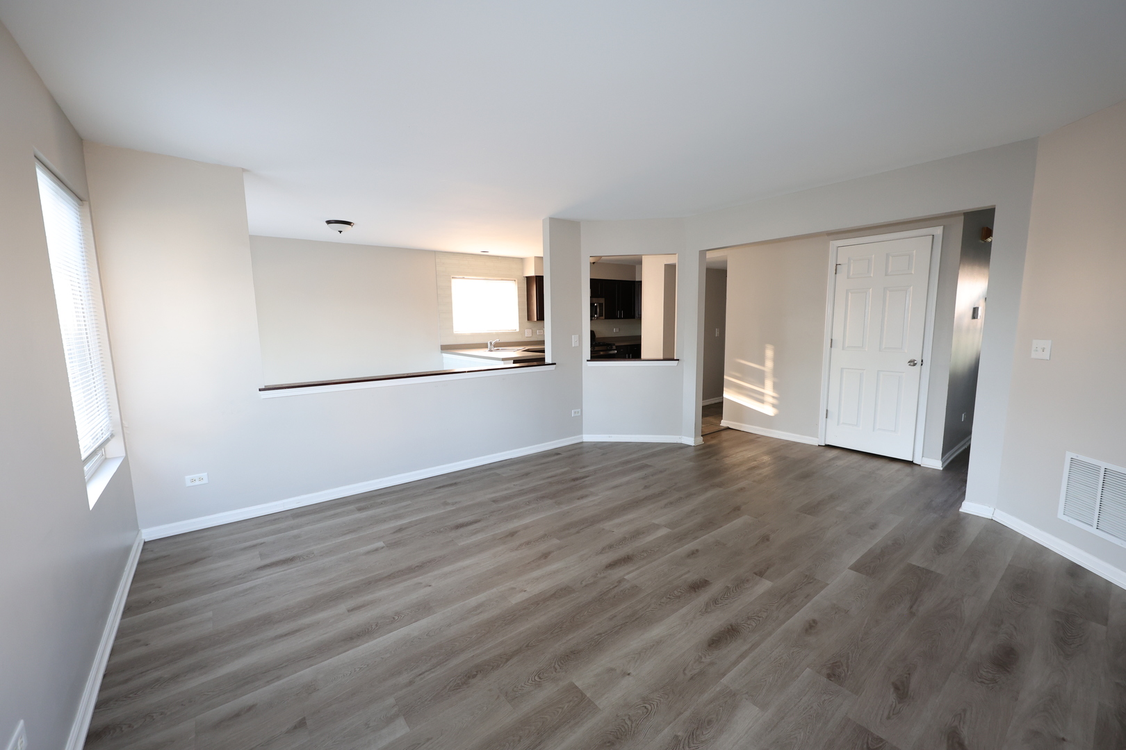1011 Greenleaf Drive Property Photo 12