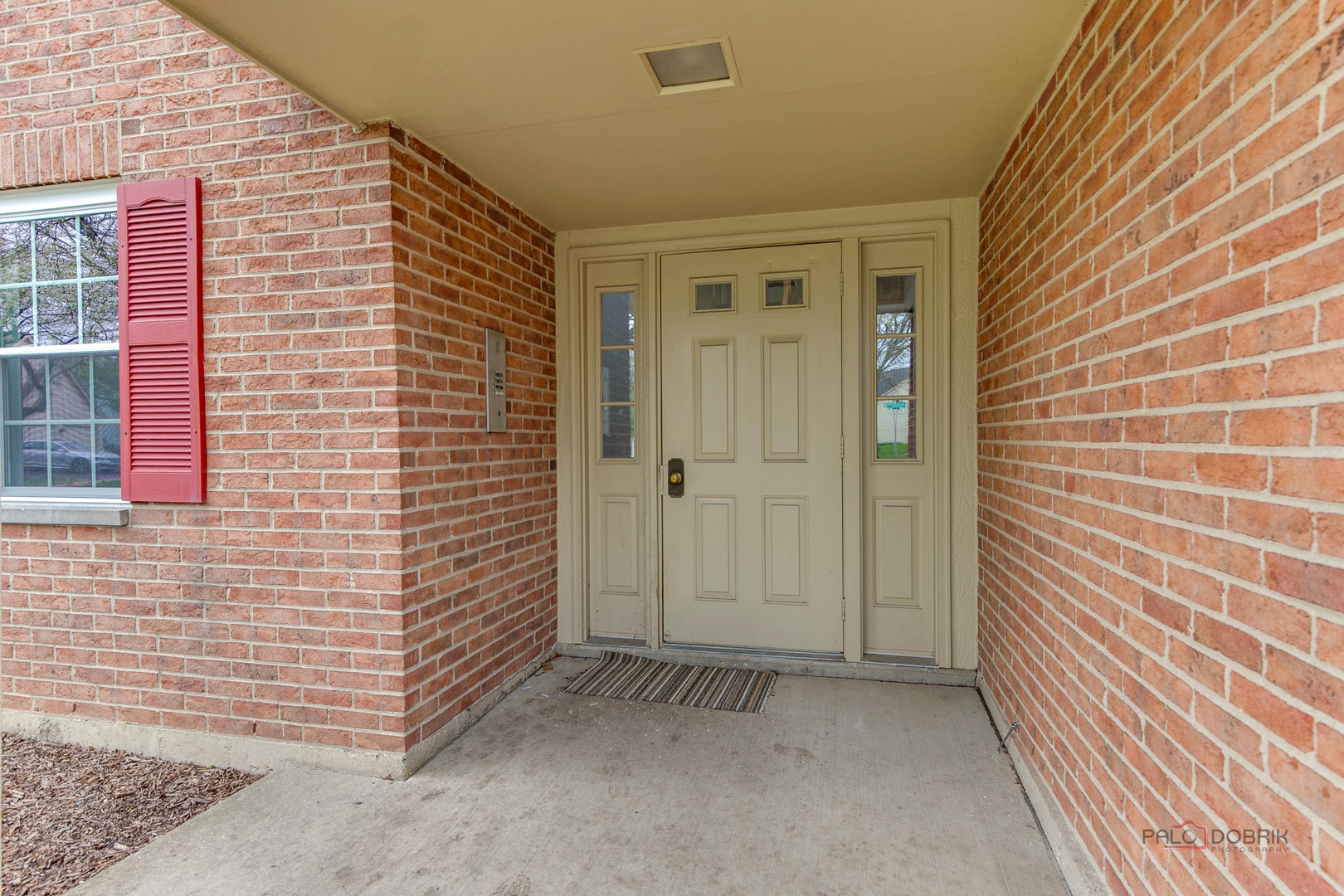311 Glasgow Lane Z2 Property Photo 4