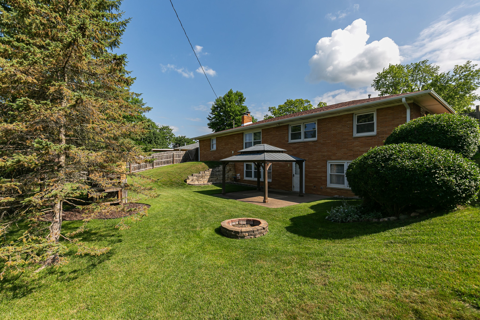 2229 W Hayes Street Property Photo 6