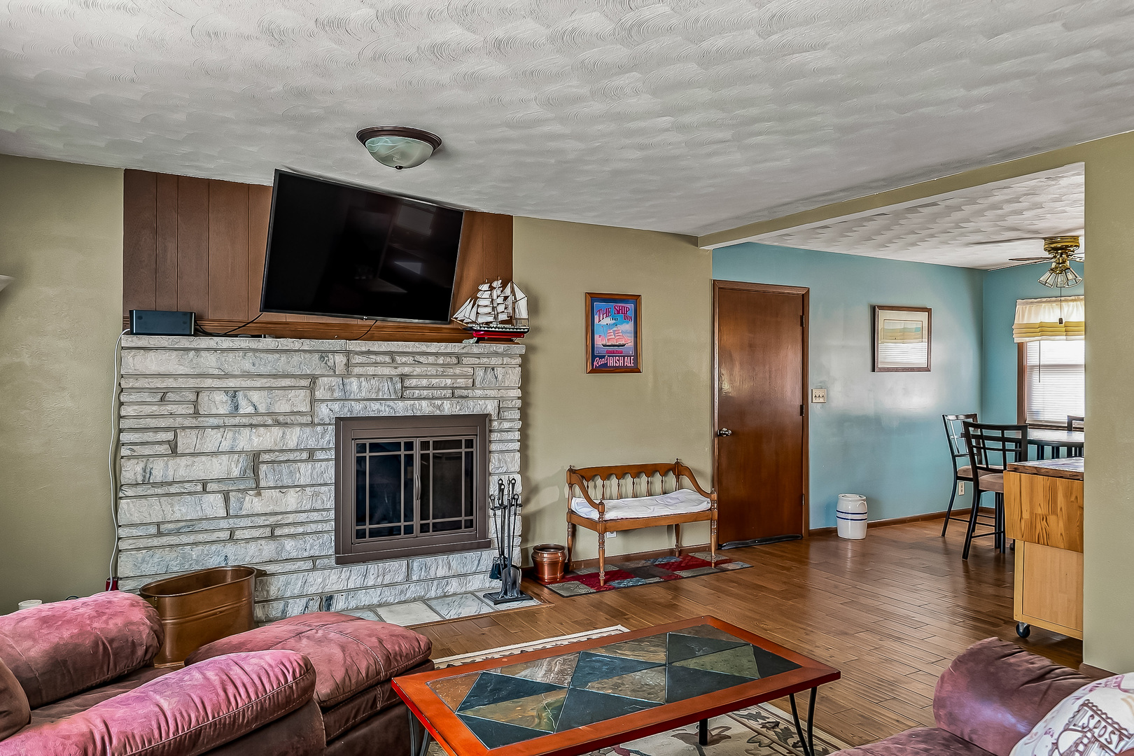 2229 W Hayes Street Property Photo 8