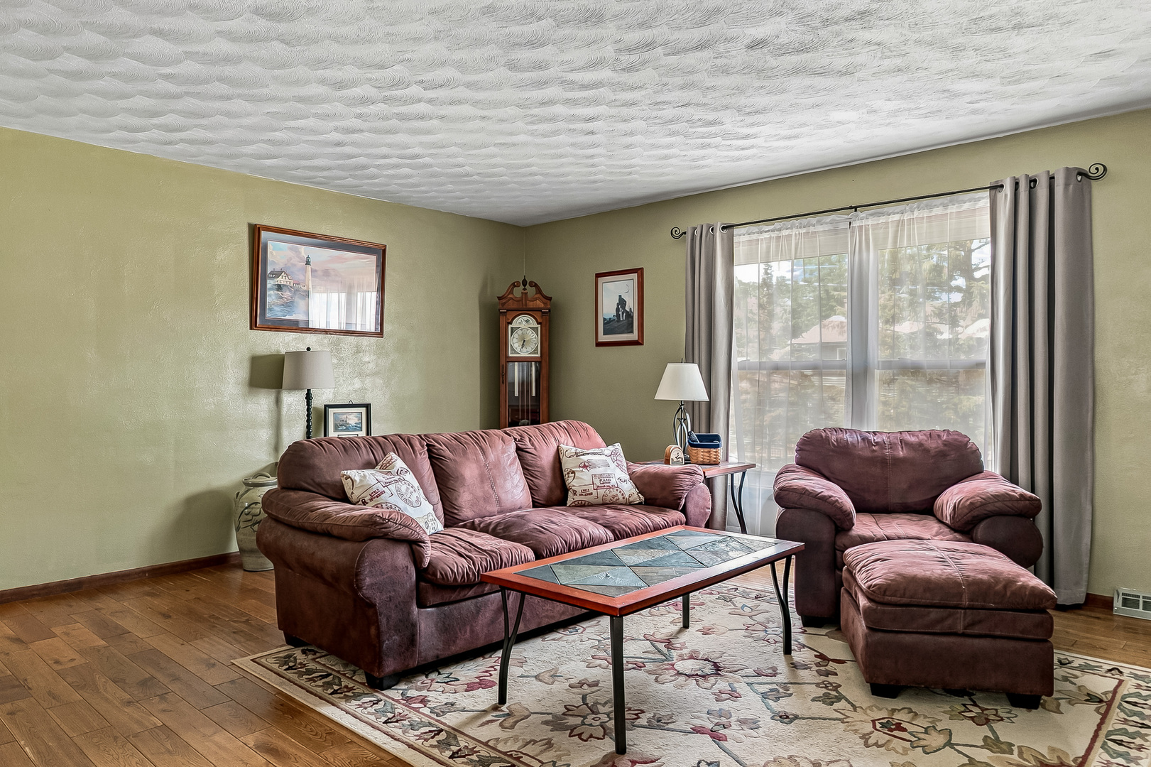 2229 W Hayes Street Property Photo 10