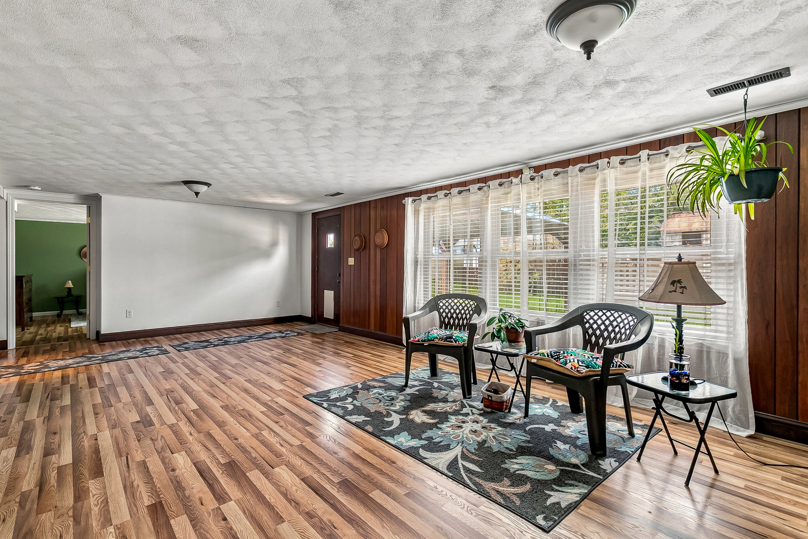 2229 W Hayes Street Property Photo 18