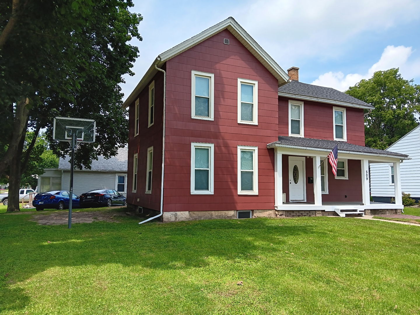 509 S Madison Street Property Photo 1