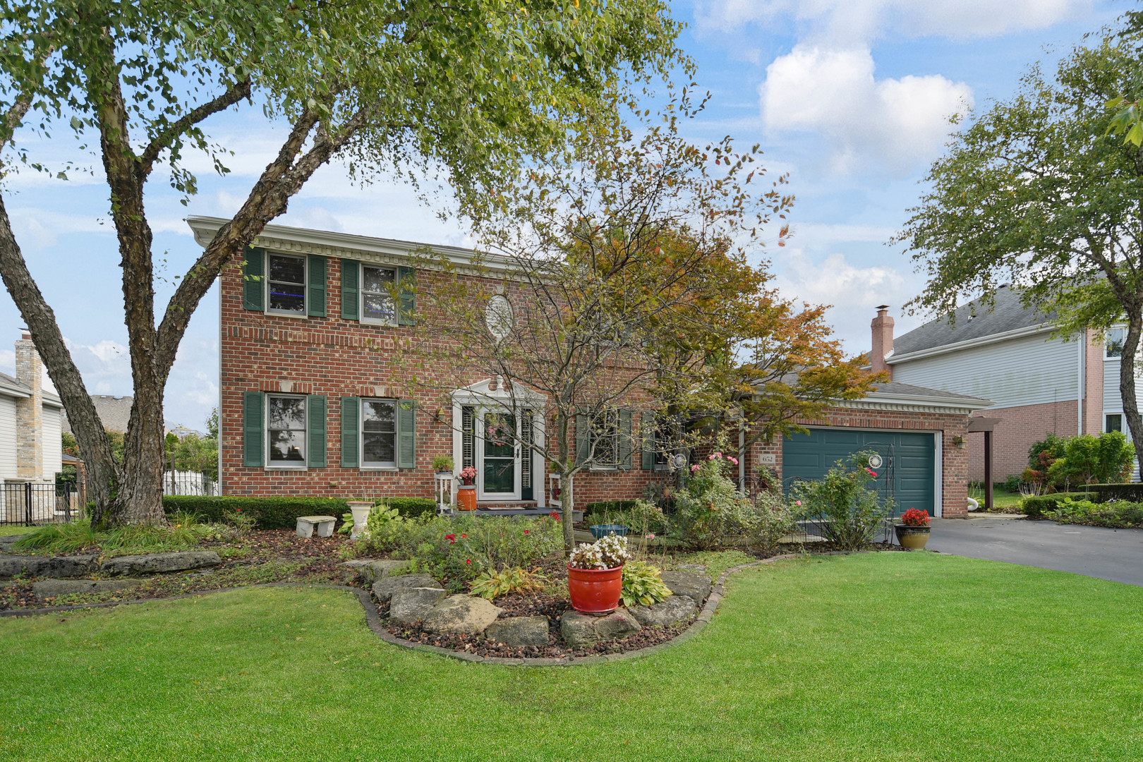 652 Wellington Parkway Property Photo 1