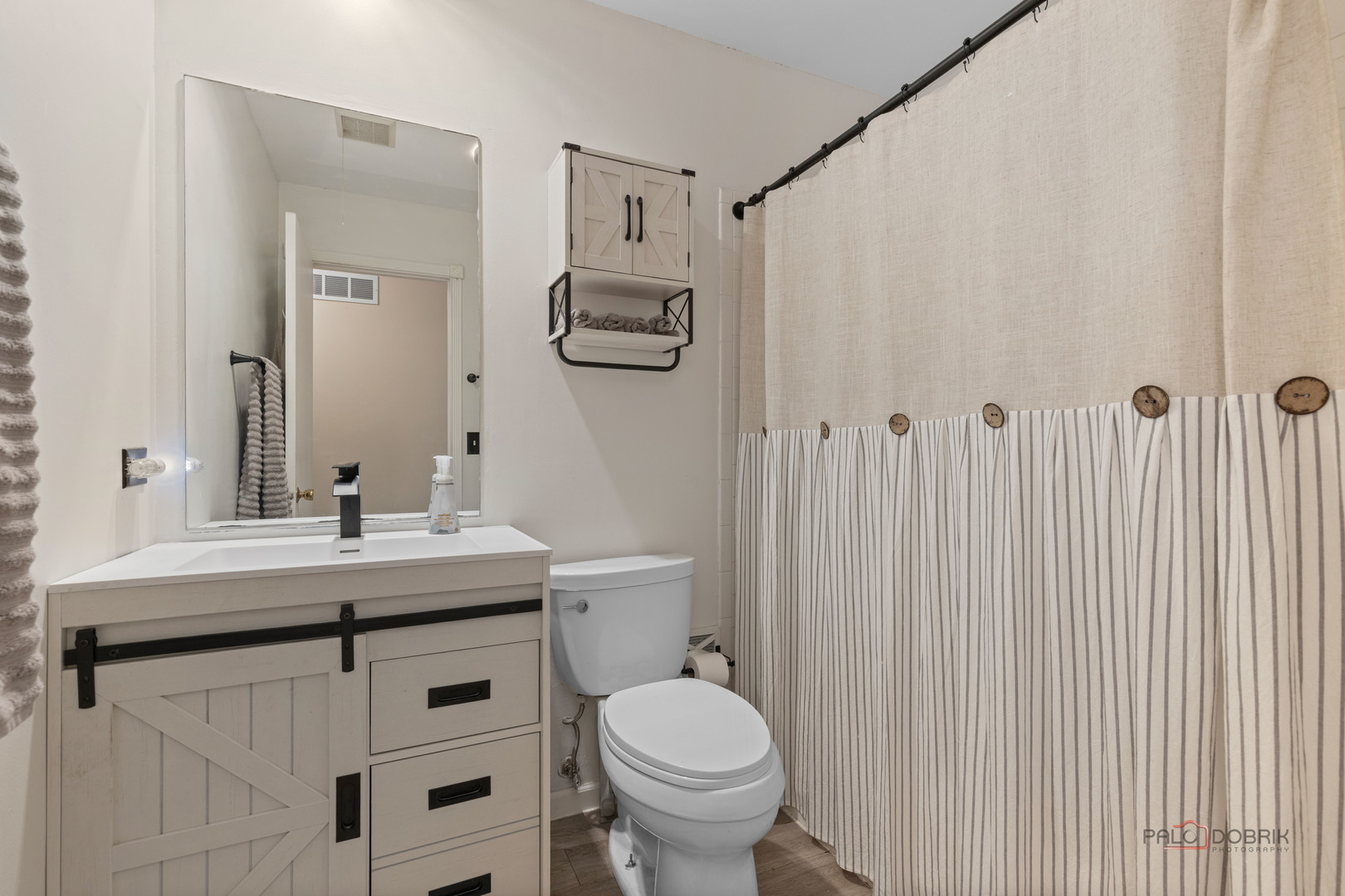 32 Asbury Lane Property Photo 7