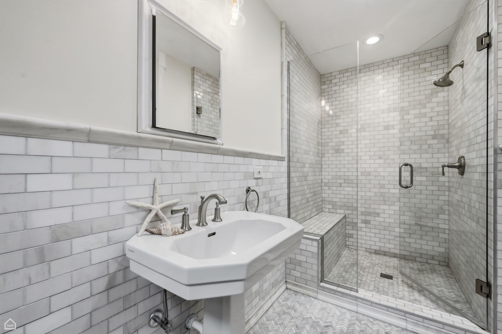 5801 S Blackstone Avenue Property Photo 15
