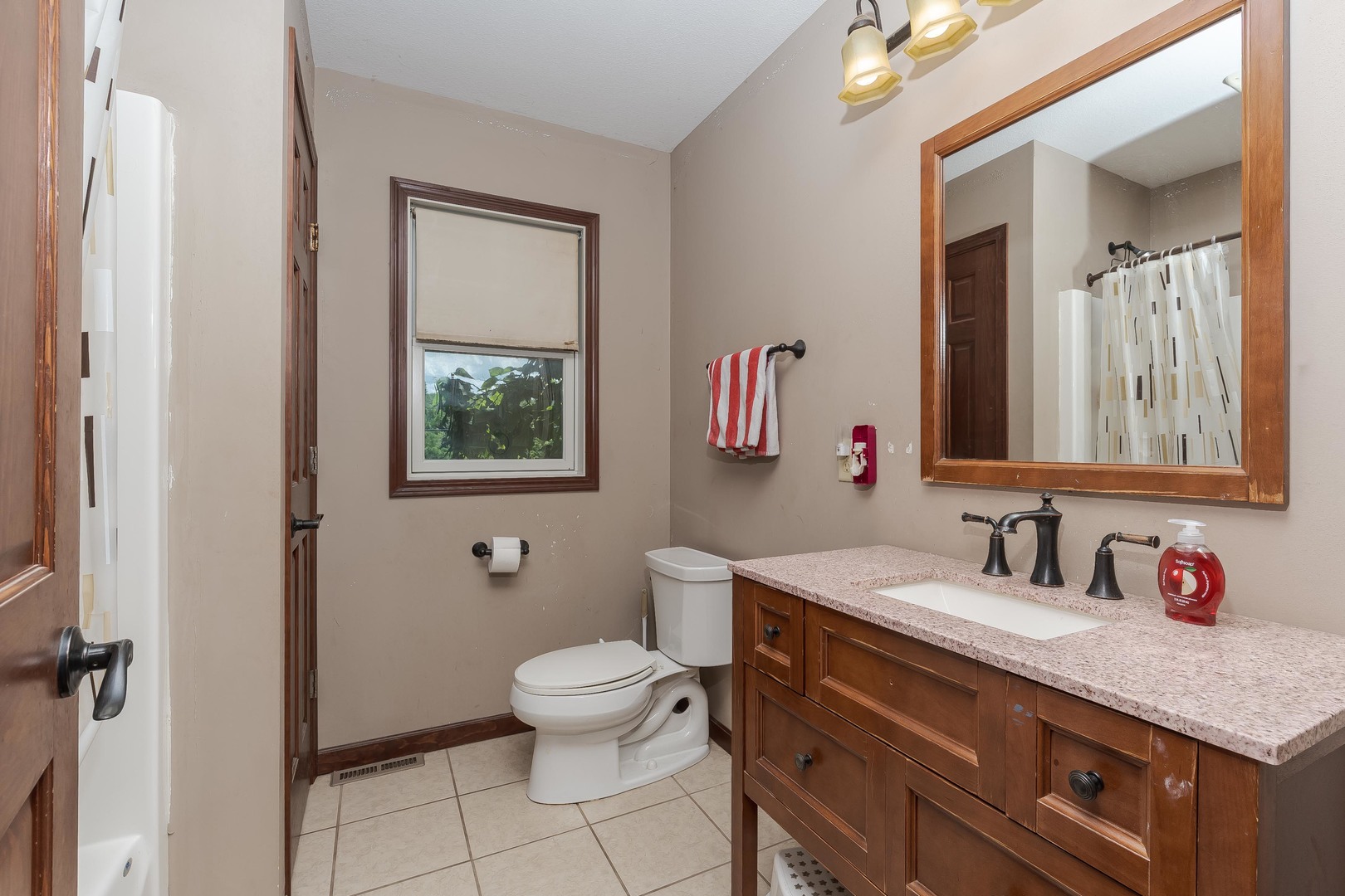521 W Water Street Property Photo 20