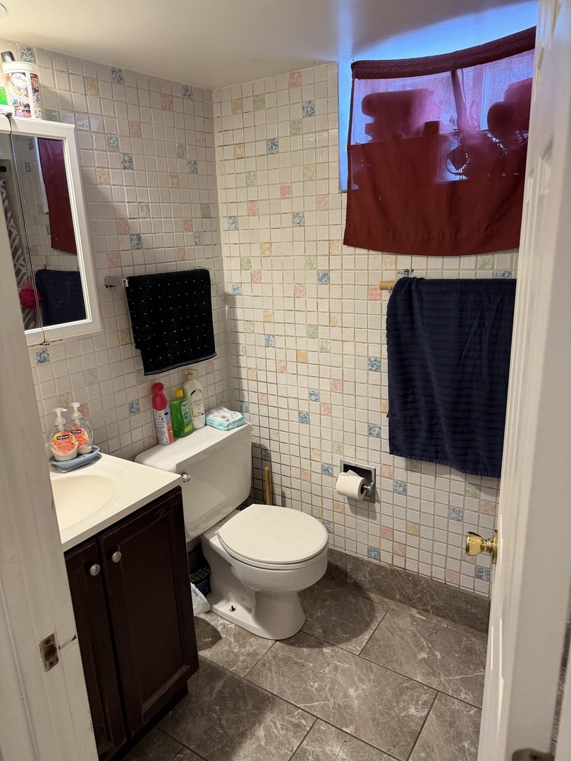 6576 N Northwest Highway Property Photo 11