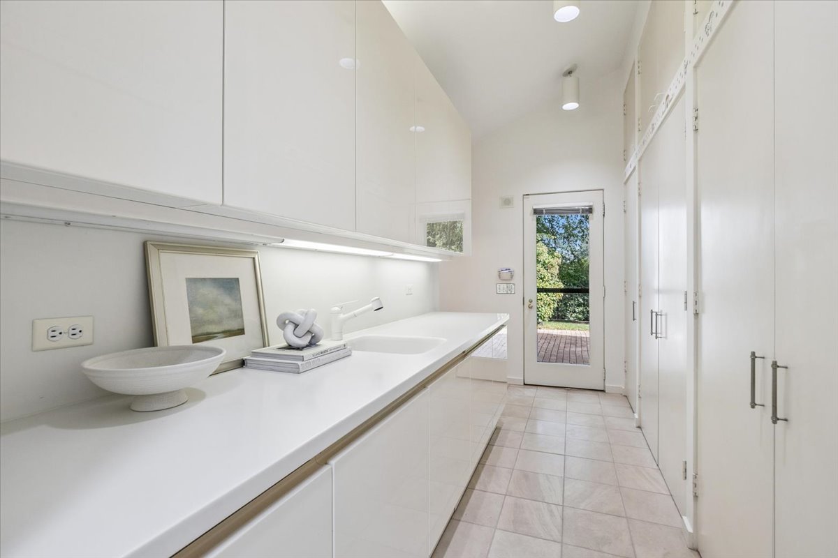 107 N Mayflower Road Property Photo 20