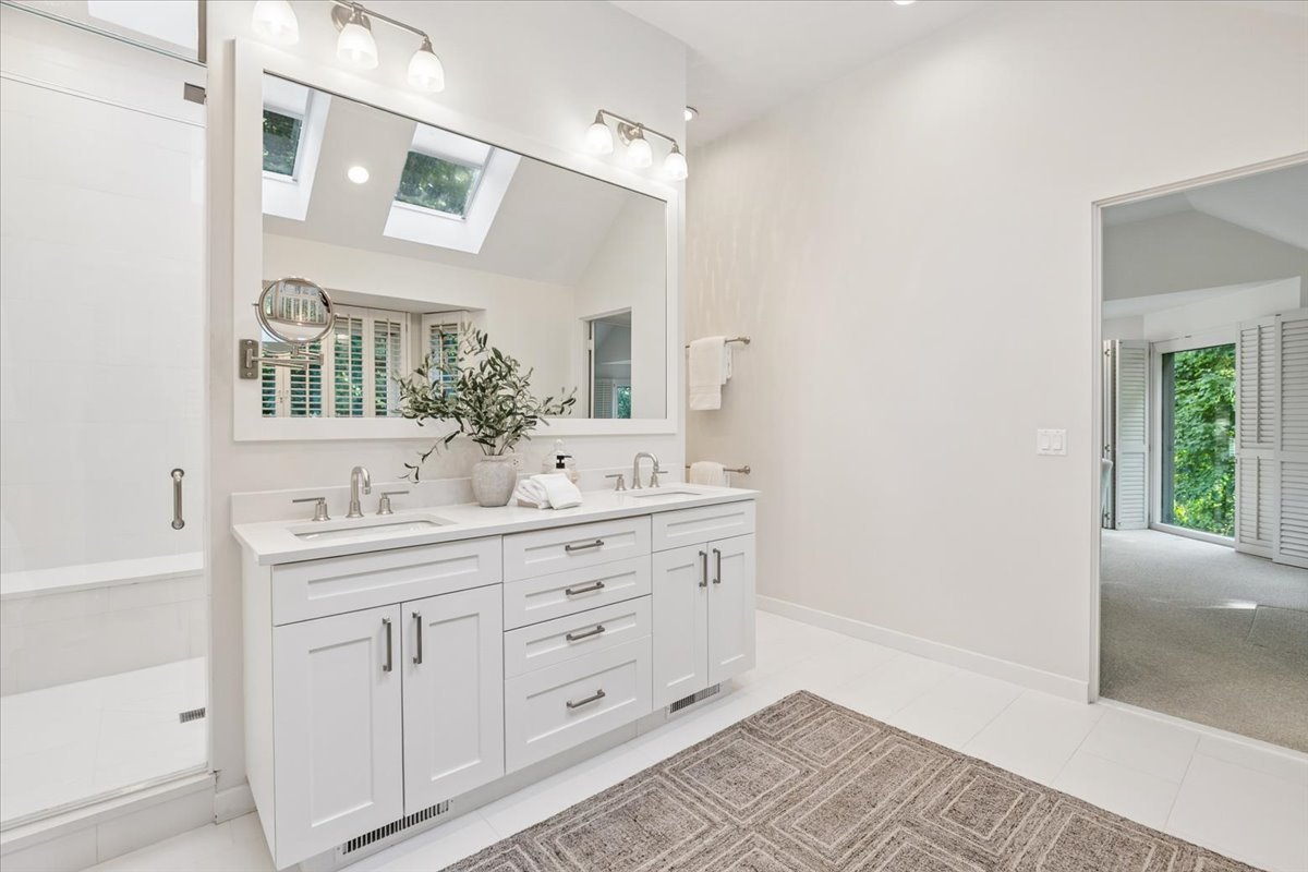 107 N Mayflower Road Property Photo 42