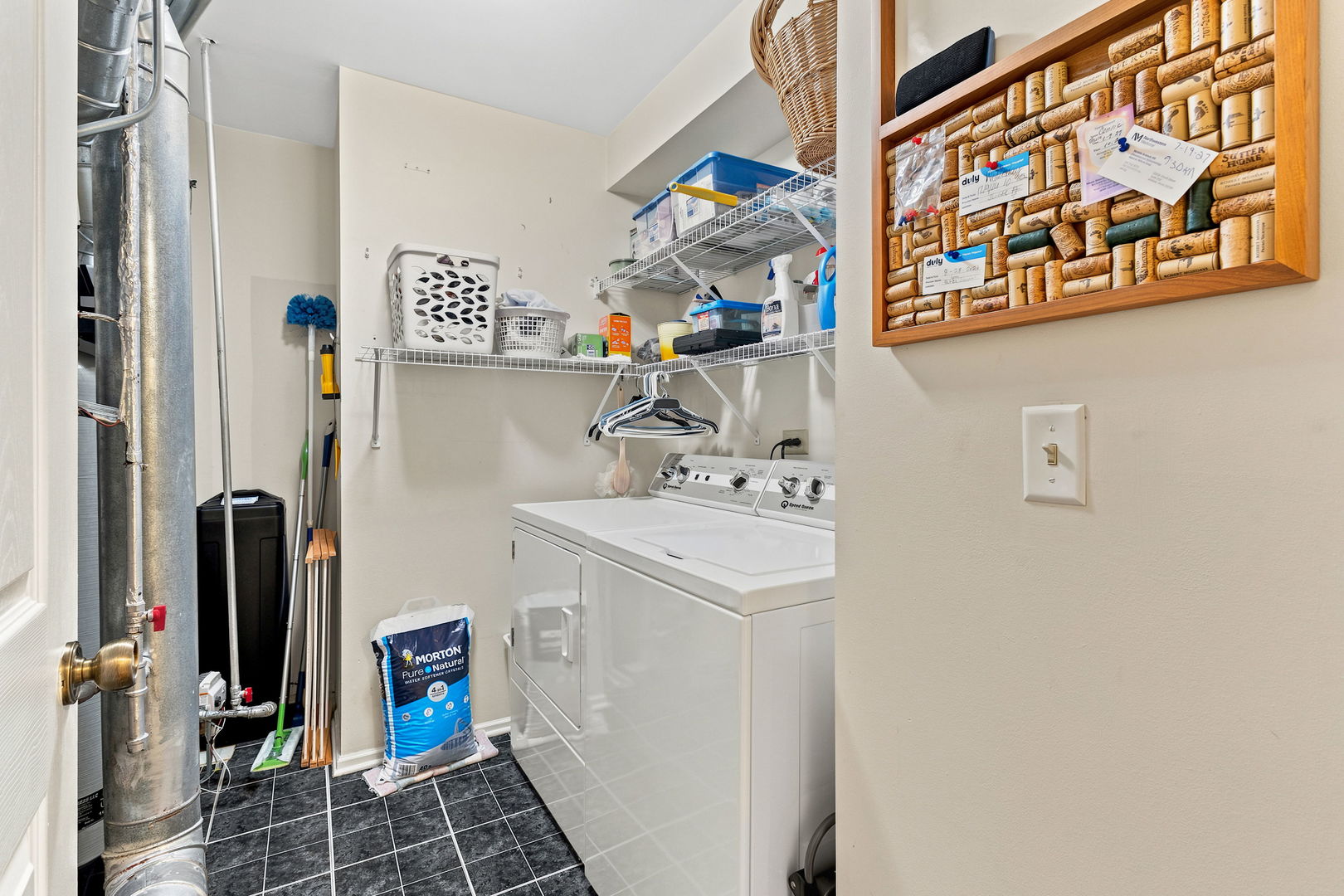 30w024 Cedar Court 024 Property Photo 12