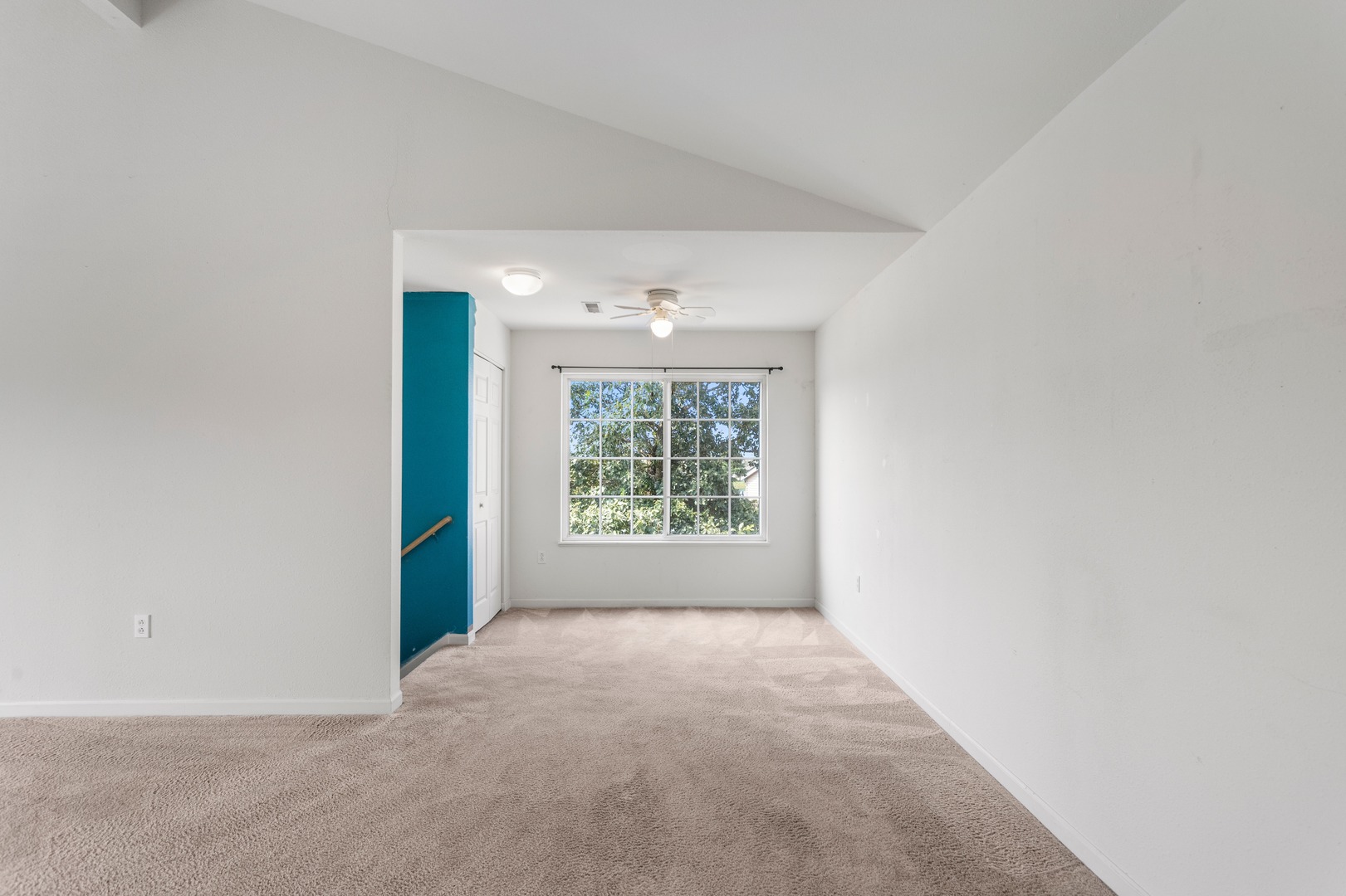 2406 Windward Boulevard 205 Property Photo 13