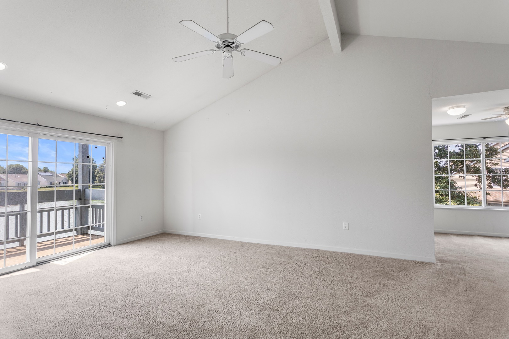 2406 Windward Boulevard 205 Property Photo 14